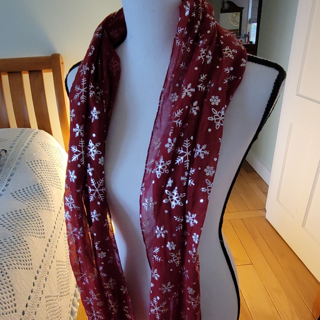 Snowflake Scarf, Euc
